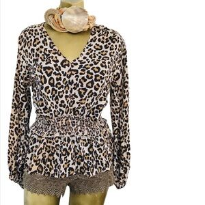 GYPSY LOVE Boho LEOPARD Tunic TOP Medium NWT
